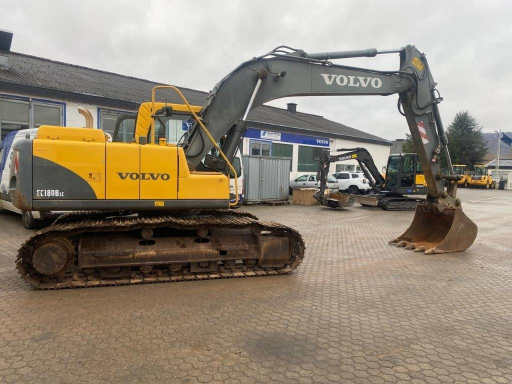 Volvo EC 180 B LC - מחפר סורק: תמונה 1 Volvo EC 180 B LC - מחפר סורק: תמונה 1