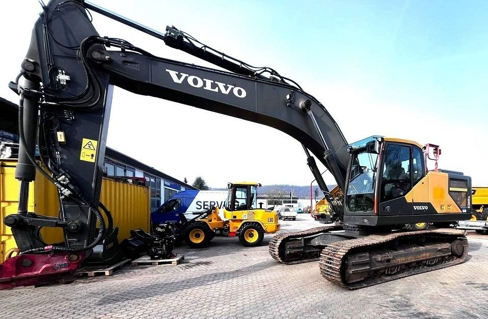 Volvo EC 300 E - מחפר סורק: תמונה 1 Volvo EC 300 E - מחפר סורק: תמונה 1