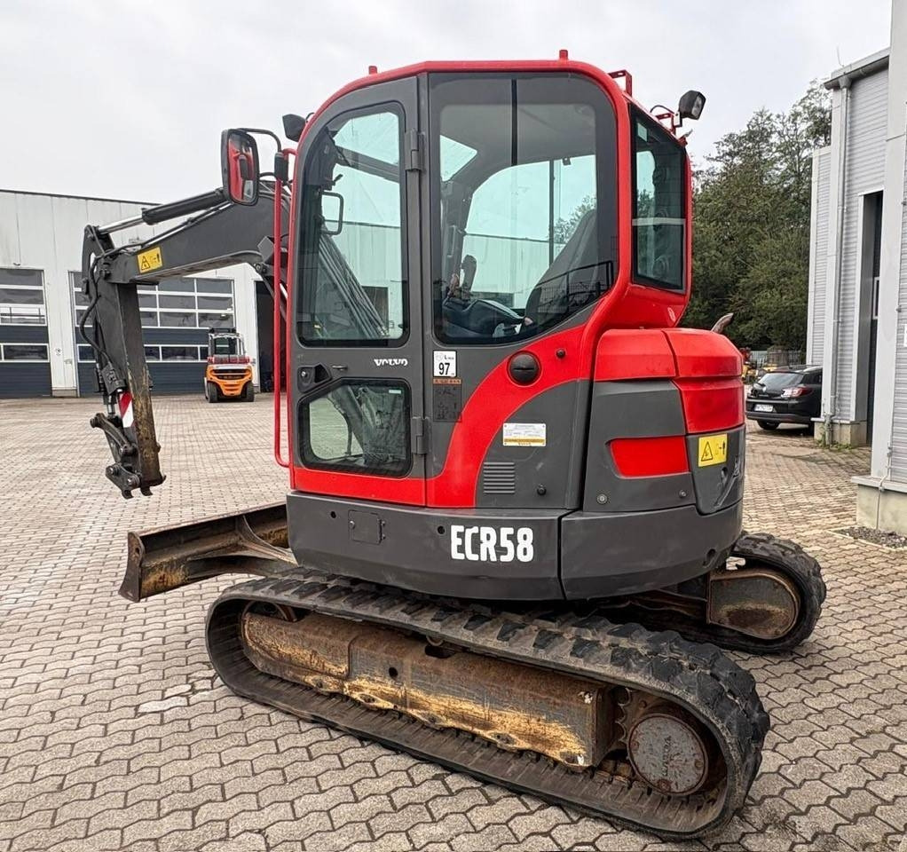 Volvo ECR 58 - מיני מחפר: תמונה 4 Volvo ECR 58 - מיני מחפר: תמונה 4