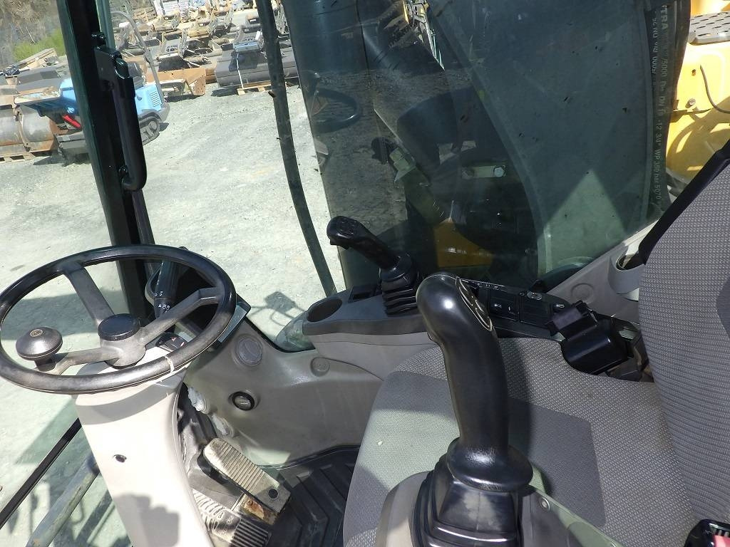 מחפר גלגלים Volvo EW 180 C: תמונה 10