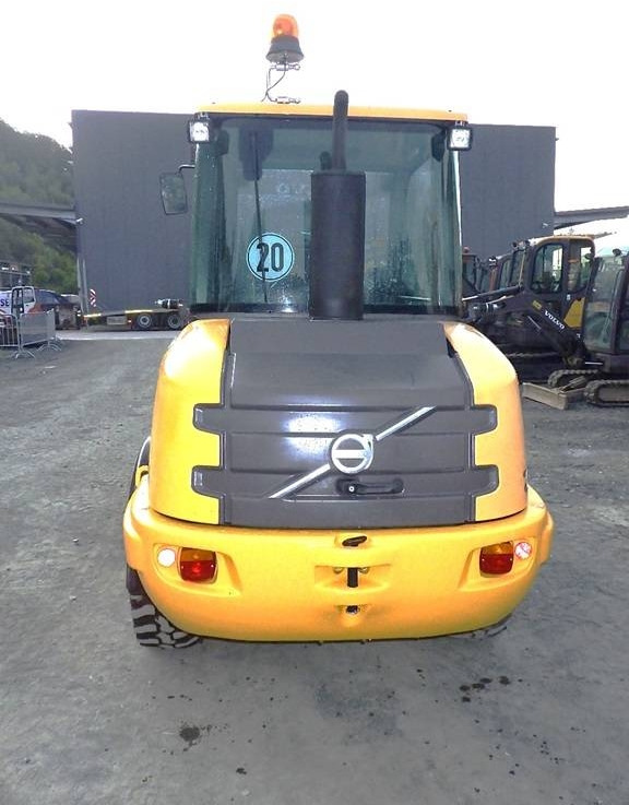 Volvo L 25 F  - מעמיס גלגלים: תמונה 5 Volvo L 25 F  - מעמיס גלגלים: תמונה 5