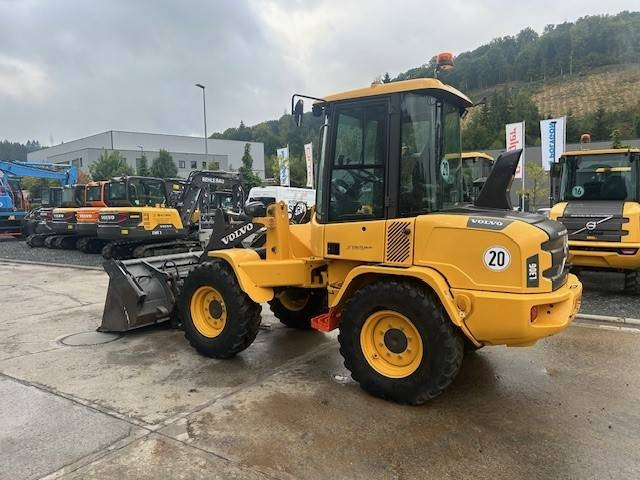 Volvo L 30 G - מעמיס גלגלים: תמונה 4 Volvo L 30 G - מעמיס גלגלים: תמונה 4