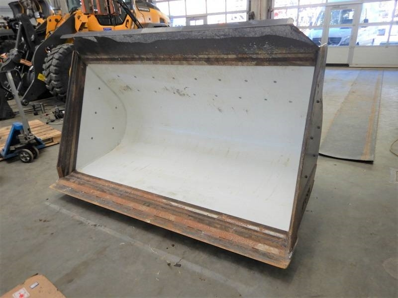 Volvo Schaufel Festanbau für L70H, L90H - דלי עבור מכונת בנייה: תמונה 1 Volvo Schaufel Festanbau für L70H, L90H - דלי עבור מכונת בנייה: תמונה 1