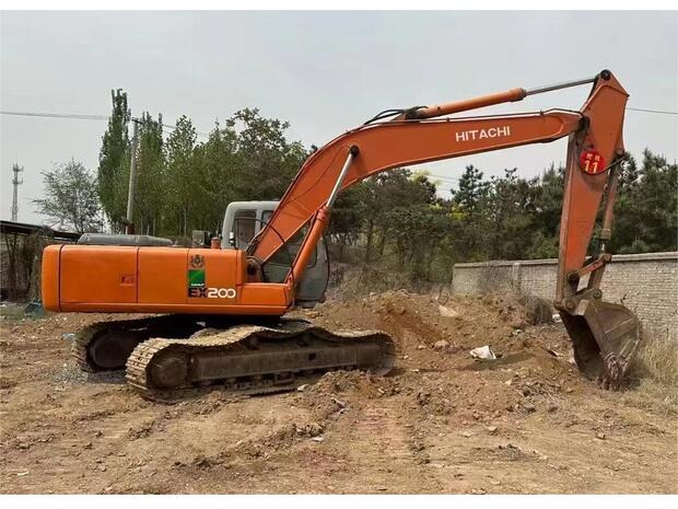 מחפר סורק 2017 Hitachi 200-5: תמונה 8