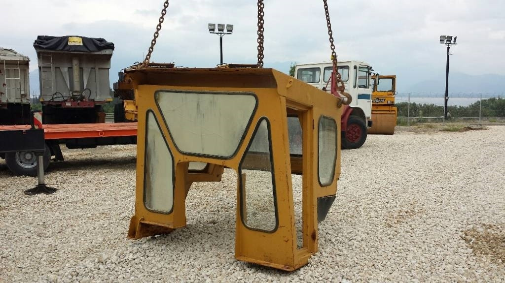 CAT Καμπίνα Caterpillar - תא עבור מכונת בנייה: תמונה 2 CAT Καμπίνα Caterpillar - תא עבור מכונת בנייה: תמונה 2