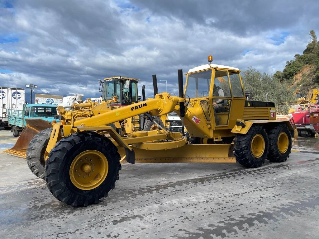 Faun F185C - מפלסת: תמונה 2 Faun F185C - מפלסת: תמונה 2