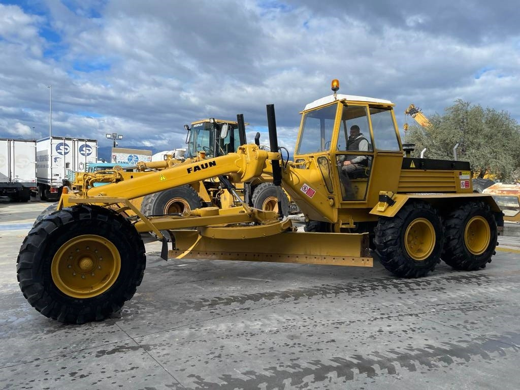 Faun F185C - מפלסת: תמונה 4 Faun F185C - מפלסת: תמונה 4