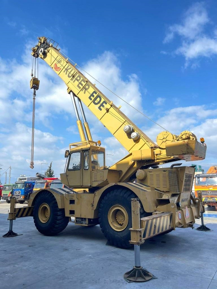 Grove RT75S - עגורן נייד: תמונה 4 Grove RT75S - עגורן נייד: תמונה 4