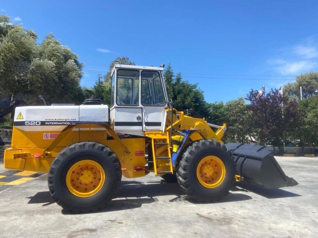 International 520A - מעמיס גלגלים: תמונה 2 International 520A - מעמיס גלגלים: תמונה 2