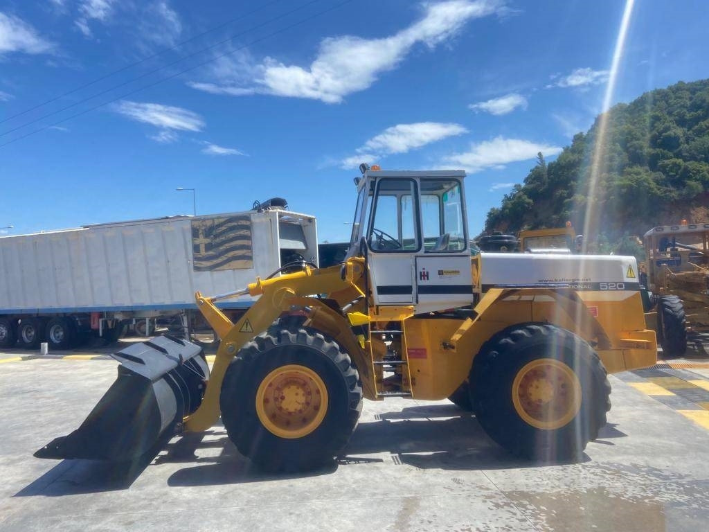 International 520A - מעמיס גלגלים: תמונה 4 International 520A - מעמיס גלגלים: תמונה 4