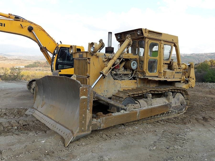 Komatsu D 155 A-1 - דחפור: תמונה 1 Komatsu D 155 A-1 - דחפור: תמונה 1