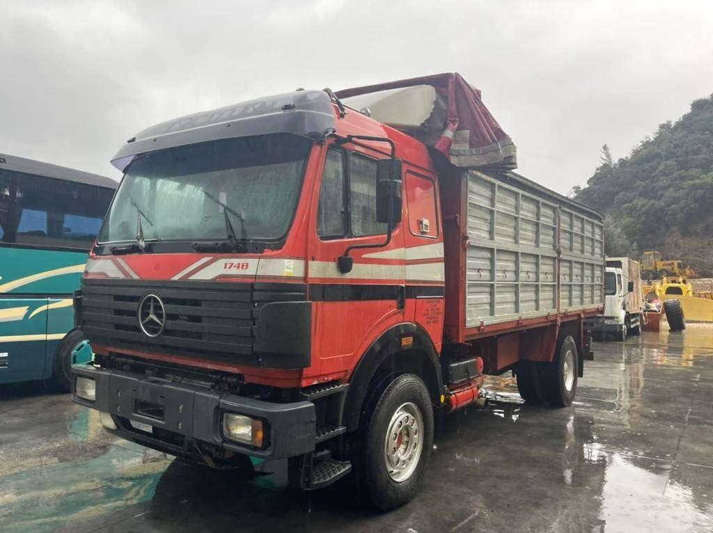 Mercedes-Benz 1748 - מזהיר: תמונה 3 Mercedes-Benz 1748 - מזהיר: תמונה 3