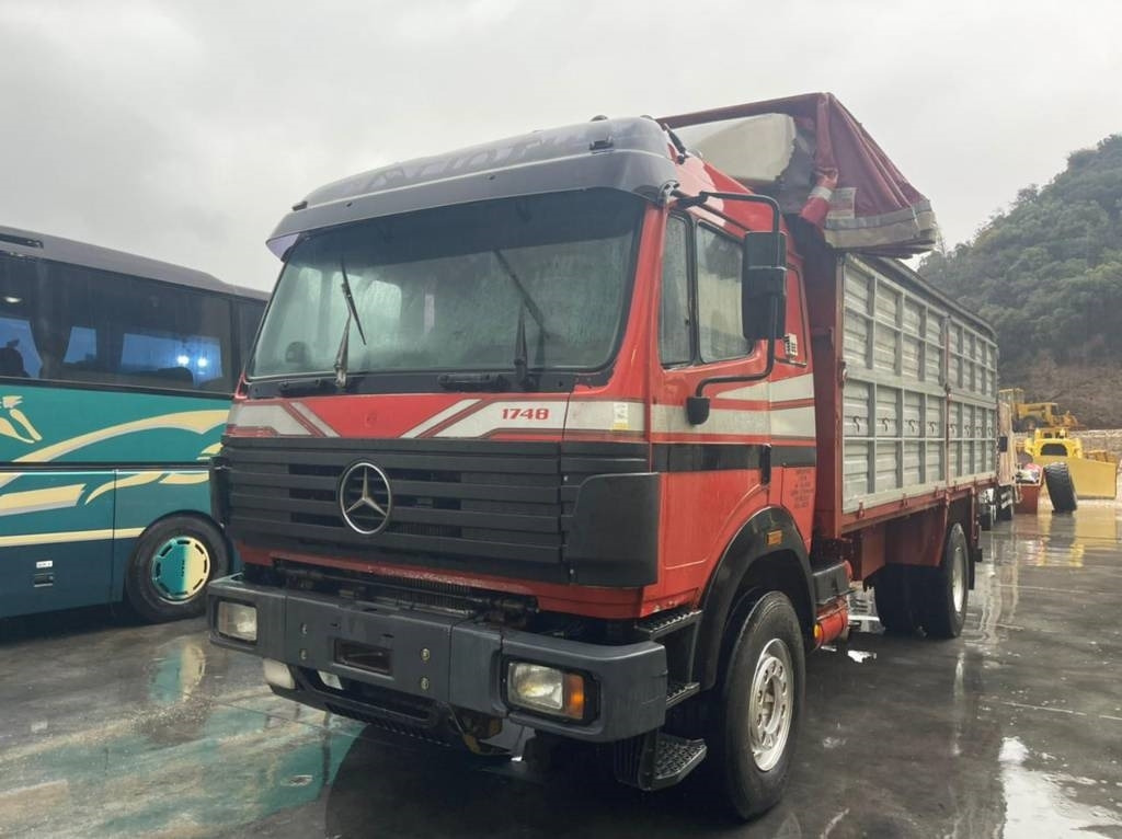 Mercedes-Benz 1748 - מזהיר: תמונה 4 Mercedes-Benz 1748 - מזהיר: תמונה 4