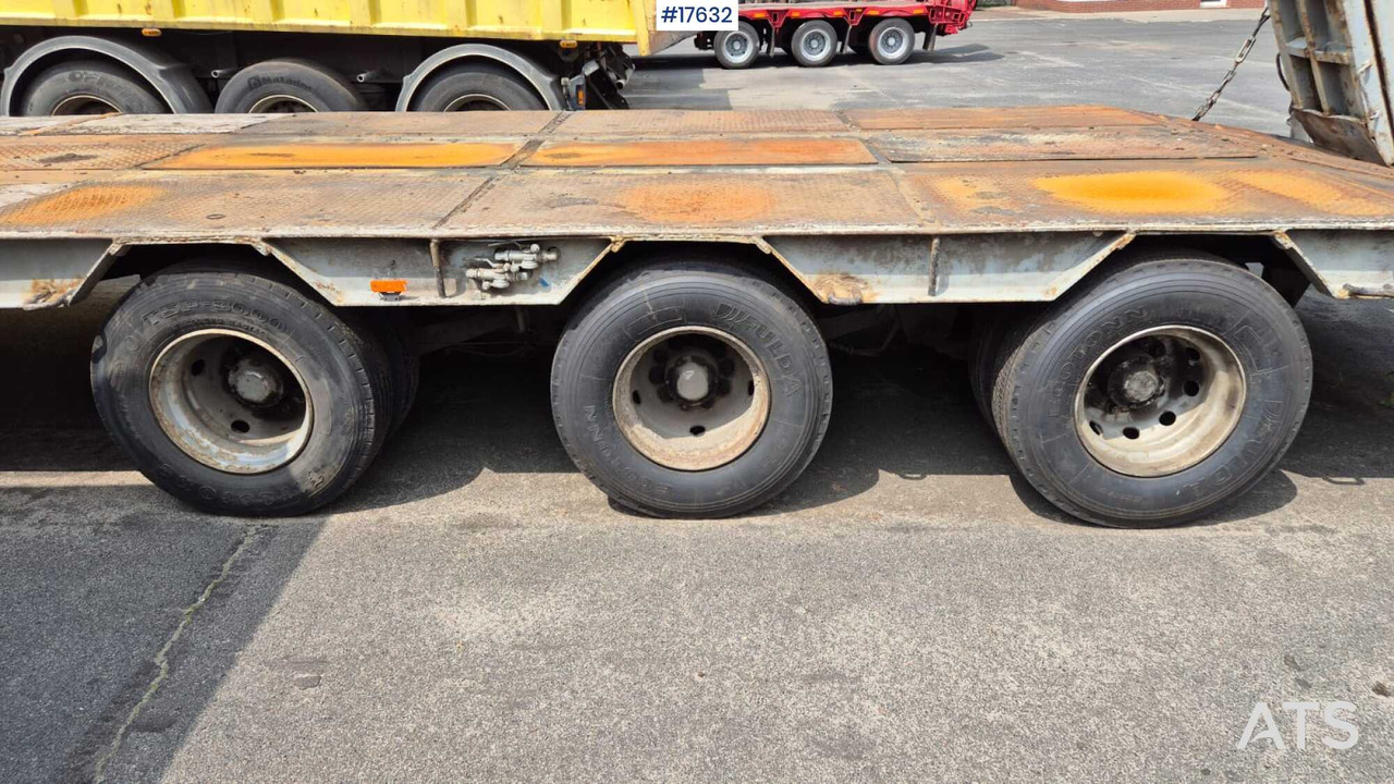 1990 ZREMB NS 300 - סמיטריילר עם מטען נמוך: תמונה 4 1990 ZREMB NS 300 - סמיטריילר עם מטען נמוך: תמונה 4