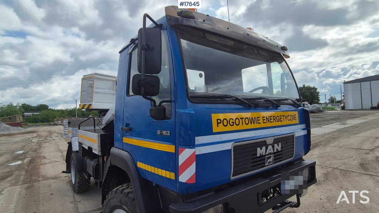 2000 MAN 8.163 - פלטפורמה אווירית מותקנת על משאית: תמונה 4 2000 MAN 8.163 - פלטפורמה אווירית מותקנת על משאית: תמונה 4