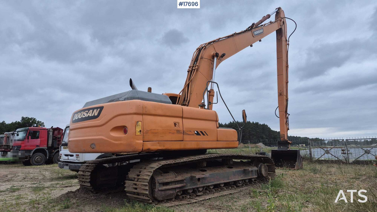 2006 Doosan DX 300 LC - מחפר סורק: תמונה 3 2006 Doosan DX 300 LC - מחפר סורק: תמונה 3