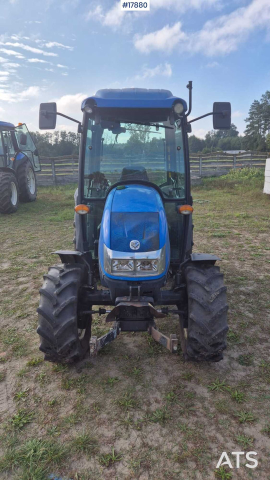 2011 New Holland T 3040 - טרקטור קומפקטי: תמונה 2 2011 New Holland T 3040 - טרקטור קומפקטי: תמונה 2