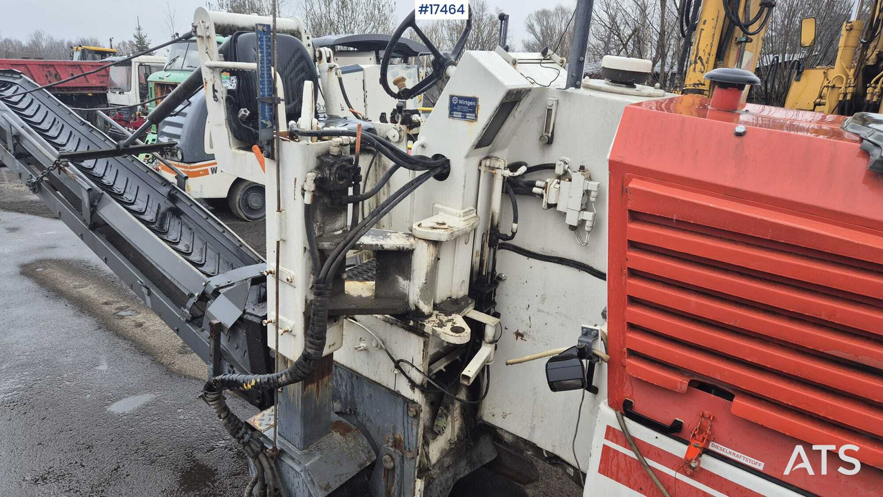 Asphalt milling machine WIRTGEN W-500 (1993) - מקצועה חשמלית קרה: תמונה 4 Asphalt milling machine WIRTGEN W-500 (1993) - מקצועה חשמלית קרה: תמונה 4