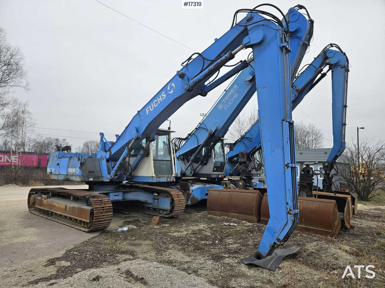 FUCHS RHL 331 crawler excavator (2000) - מחפר סורק: תמונה 1 FUCHS RHL 331 crawler excavator (2000) - מחפר סורק: תמונה 1