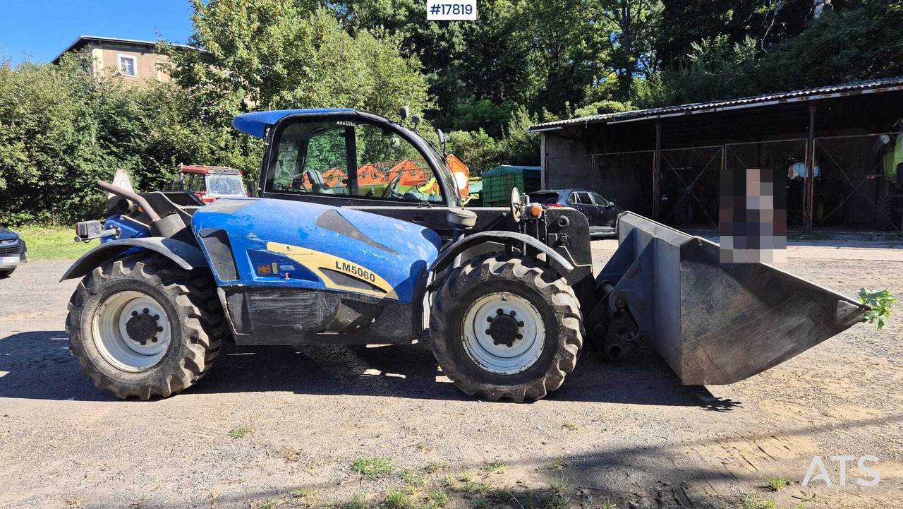 Ładowarka teleskopowa New Holland LM 5060 (2003) - מפעיל טלסקופי: תמונה 3 Ładowarka teleskopowa New Holland LM 5060 (2003) - מפעיל טלסקופי: תמונה 3