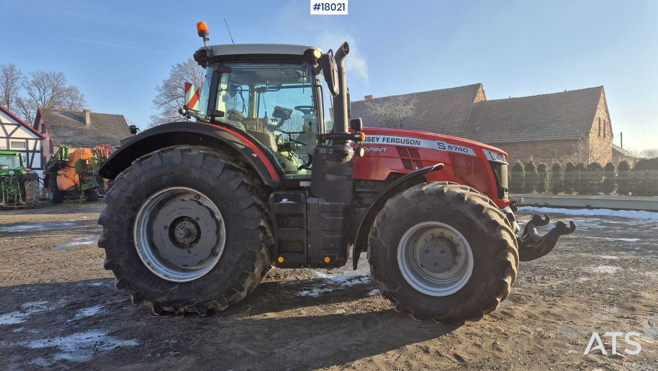 Massey Ferguson 8740S agricultural tractor (2019) - טרקטור חקלאי: תמונה 4 Massey Ferguson 8740S agricultural tractor (2019) - טרקטור חקלאי: תמונה 4