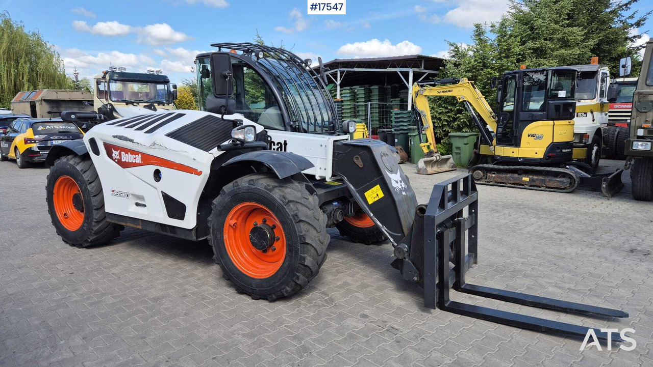 Telescopic wheel loaders BOBCAT TL35-70 (2018) - מפעיל טלסקופי: תמונה 2 Telescopic wheel loaders BOBCAT TL35-70 (2018) - מפעיל טלסקופי: תמונה 2