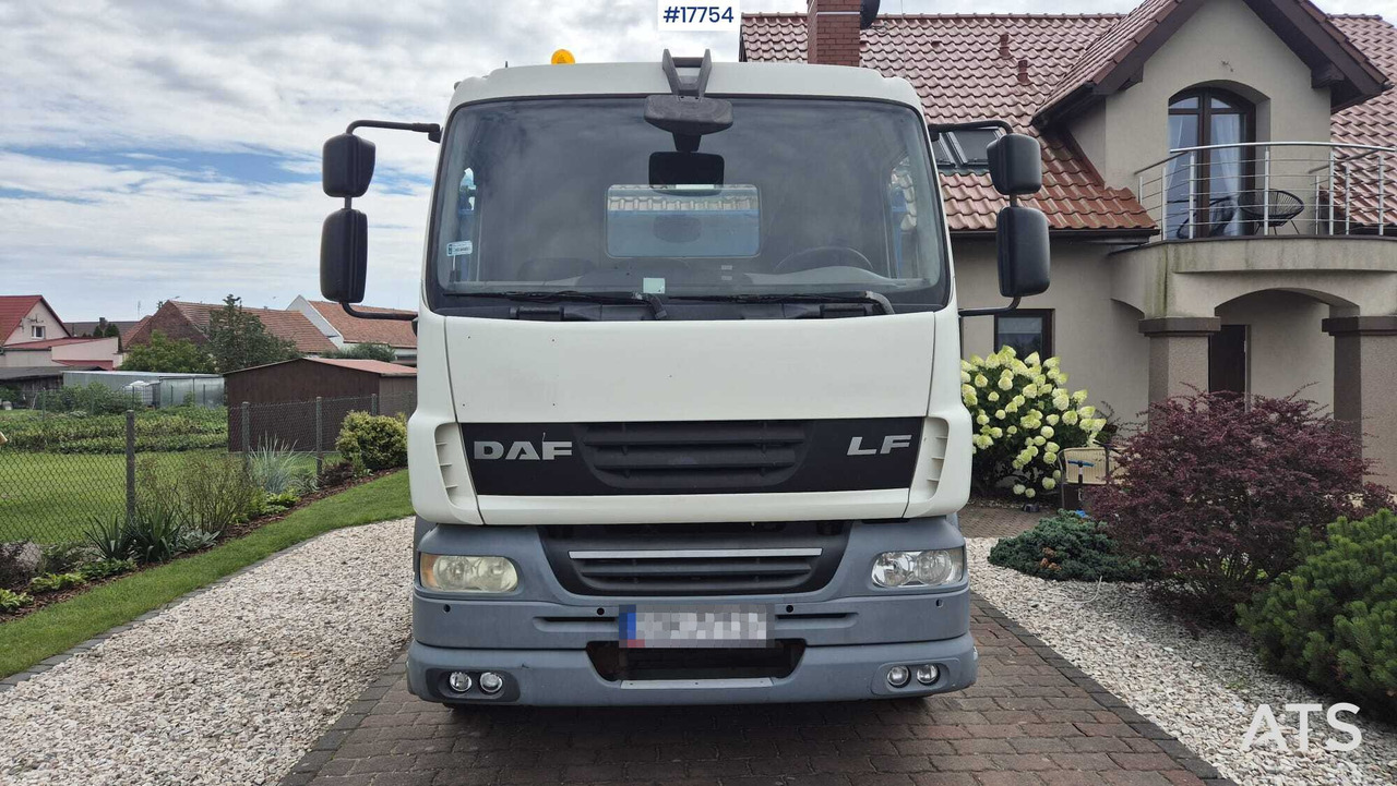 Two-axle tipper DAF LF 55.300 (2013) - מזהיר: תמונה 4 Two-axle tipper DAF LF 55.300 (2013) - מזהיר: תמונה 4