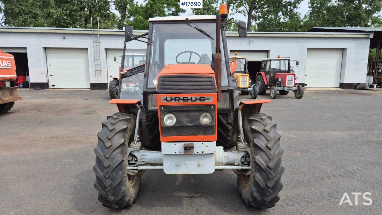 URSUS 914 tractor (1989) - טרקטור חקלאי: תמונה 2 URSUS 914 tractor (1989) - טרקטור חקלאי: תמונה 2