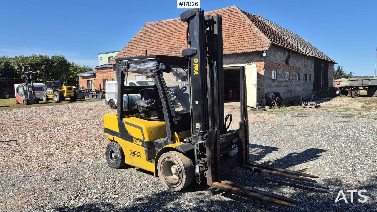 YALE GLP35VX Forklift (2017) - מלגזת LPG: תמונה 1 YALE GLP35VX Forklift (2017) - מלגזת LPG: תמונה 1