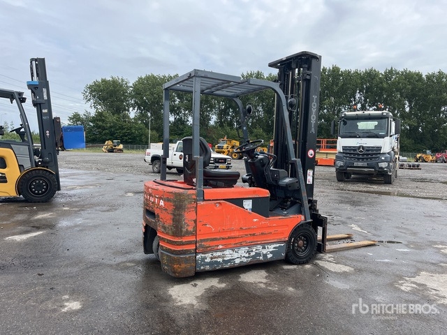 1993 Toyota 5FBE15 Electric Forklift - מלגזה חשמלית: תמונה 3 1993 Toyota 5FBE15 Electric Forklift - מלגזה חשמלית: תמונה 3