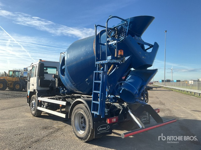 2004 Volvo FL6 4x2 Mixer Truck - מכונות אחרות: תמונה 4 2004 Volvo FL6 4x2 Mixer Truck - מכונות אחרות: תמונה 4