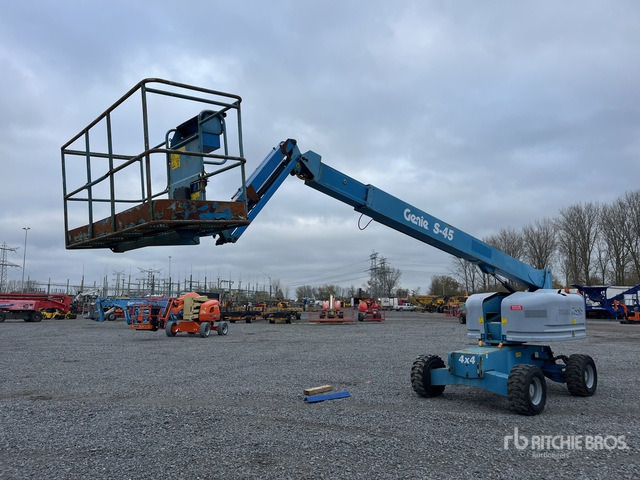 2006 Genie S-45 4WD Diesel Telescopic Boom Lift - מוט טלסקופי: תמונה 4 2006 Genie S-45 4WD Diesel Telescopic Boom Lift - מוט טלסקופי: תמונה 4