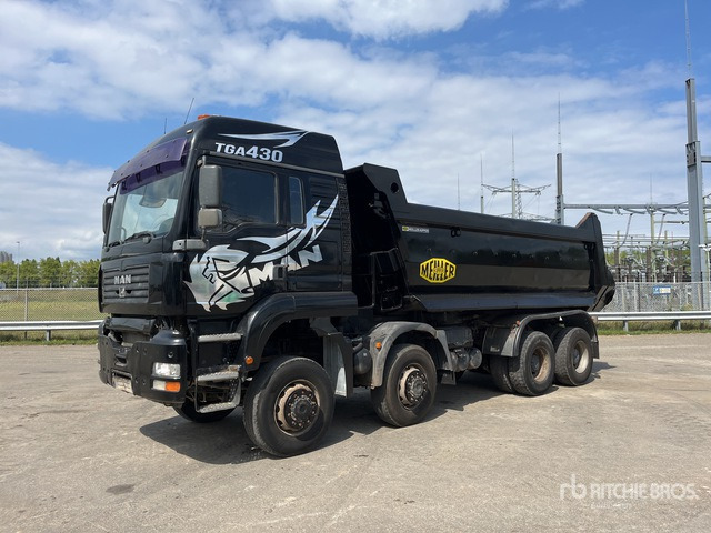 2006 MAN TGA41.430 8x8 Twin-Steer Sleeper 8x8 Tri/A Dump Truck - מכסחת תבואה/ עשבים: תמונה 1 2006 MAN TGA41.430 8x8 Twin-Steer Sleeper 8x8 Tri/A Dump Truck - מכסחת תבואה/ עשבים: תמונה 1