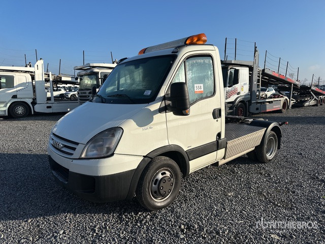 2010 Iveco 35C18 2WD Tractor - יחידת טרקטור: תמונה 1 2010 Iveco 35C18 2WD Tractor - יחידת טרקטור: תמונה 1