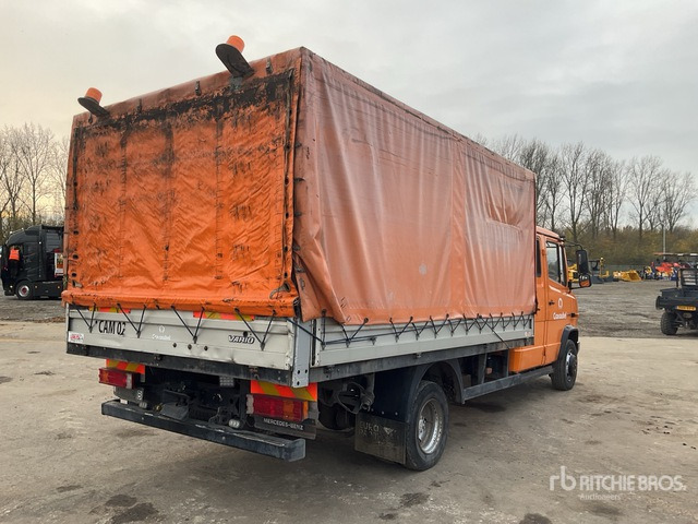 2010 Mercedes-Benz Vario 818DE 4x2 Service Truck - כלי רכב מסחרי עם וילונות צד, כלי רכב מסחרי קומבי: תמונה 4 2010 Mercedes-Benz Vario 818DE 4x2 Service Truck - כלי רכב מסחרי עם וילונות צד, כלי רכב מסחרי קומבי: תמונה 4