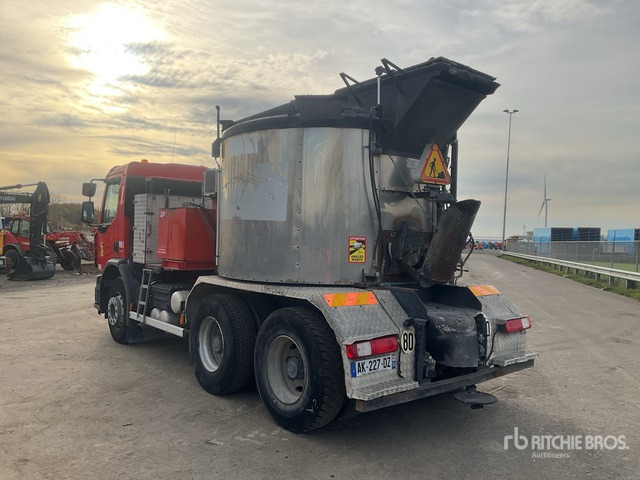 2010 Renault Lander 2007 AGT GTK13S 5500 L on 6x4 Asphalt Distributor Truck - מפיץ אספלט: תמונה 3 2010 Renault Lander 2007 AGT GTK13S 5500 L on 6x4 Asphalt Distributor Truck - מפיץ אספלט: תמונה 3