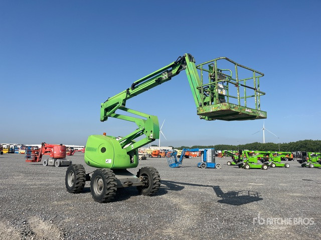 2011 Haulotte HA16R 4WD Diesel Articulating Boom Lift - זרוע מרפקי: תמונה 3 2011 Haulotte HA16R 4WD Diesel Articulating Boom Lift - זרוע מרפקי: תמונה 3
