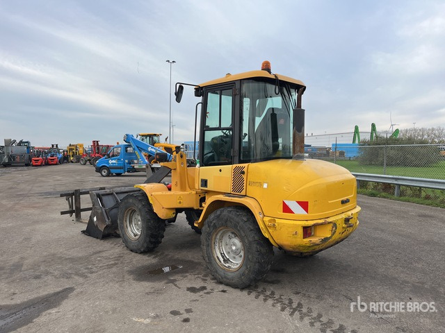 2011 Volvo L30B-Z/X Forklift - מעמיס גלגלים: תמונה 3 2011 Volvo L30B-Z/X Forklift - מעמיס גלגלים: תמונה 3
