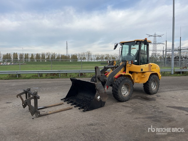 2011 Volvo L30B-Z/X Forklift - מעמיס גלגלים: תמונה 2 2011 Volvo L30B-Z/X Forklift - מעמיס גלגלים: תמונה 2