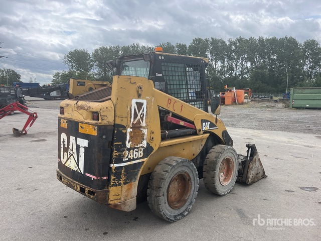 2012 Cat 246B (Inoperable) Skid Steer Loader - מעמיס היגוי החלקה: תמונה 3 2012 Cat 246B (Inoperable) Skid Steer Loader - מעמיס היגוי החלקה: תמונה 3