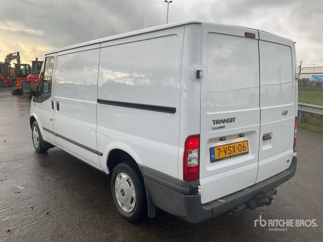 2012 Ford Transit 280M Cargo Van - כלי רכב מסחרי: תמונה 2 2012 Ford Transit 280M Cargo Van - כלי רכב מסחרי: תמונה 2