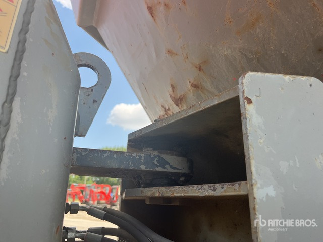 2012 Thwaites MACH664 6 t 4x4 Swivel Dumper - מסיר פסולת: תמונה 5 2012 Thwaites MACH664 6 t 4x4 Swivel Dumper - מסיר פסולת: תמונה 5