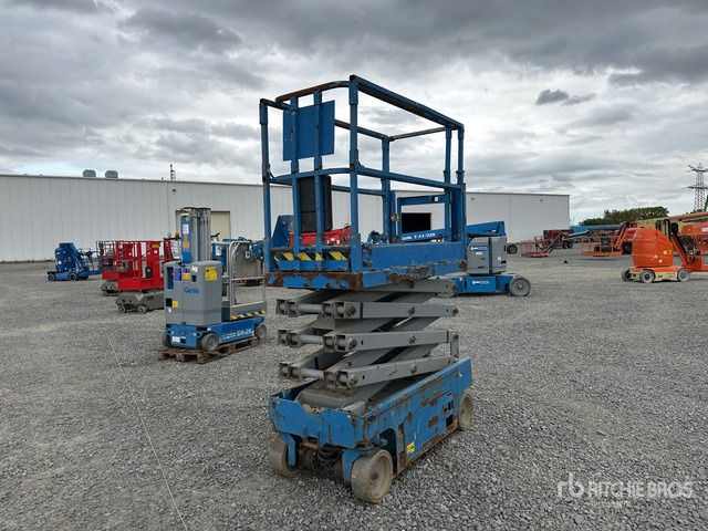 2014 Genie GS-1930 Electric Scissor Lift - מעלית מספריים: תמונה 2 2014 Genie GS-1930 Electric Scissor Lift - מעלית מספריים: תמונה 2