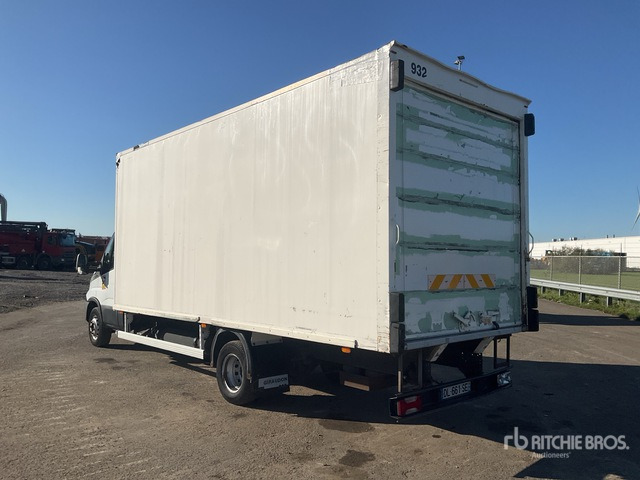 2014 Iveco Daily 65C14N 4x2 Van Truck - כלי רכב מסחרי עם תיבה: תמונה 3 2014 Iveco Daily 65C14N 4x2 Van Truck - כלי רכב מסחרי עם תיבה: תמונה 3