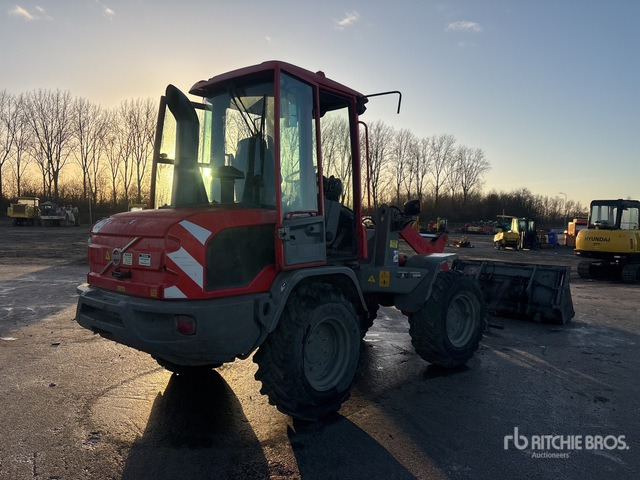 2014 Volvo L30G Wheel Loader - מעמיס גלגלים: תמונה 3 2014 Volvo L30G Wheel Loader - מעמיס גלגלים: תמונה 3