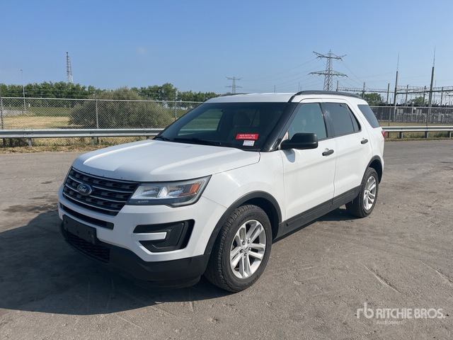 2015 Ford Explorer 4WD SUV - SUV: תמונה 3 2015 Ford Explorer 4WD SUV - SUV: תמונה 3