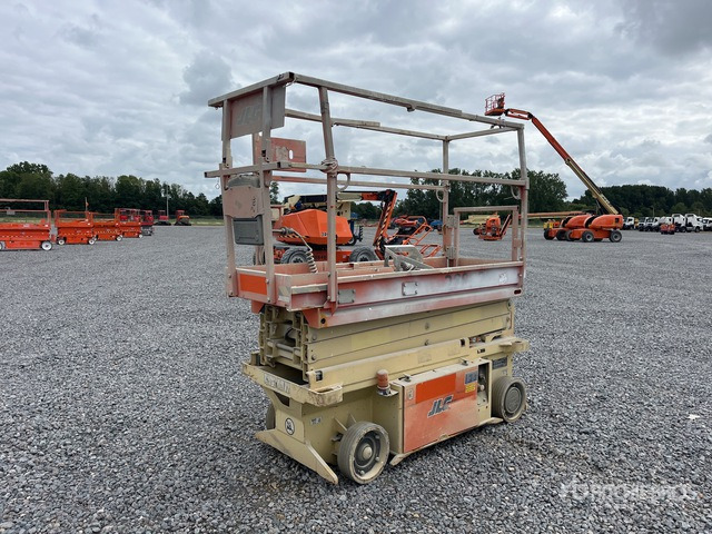 2015 JLG 6RS Electric Scissor Lift - מעלית מספריים: תמונה 2 2015 JLG 6RS Electric Scissor Lift - מעלית מספריים: תמונה 2