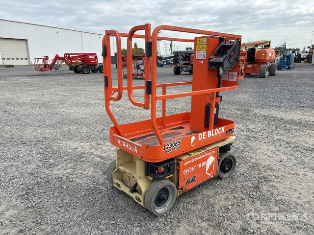 2017 JLG 1230ES Vertical Mast Lift - מעלית תורן אנכית: תמונה 3 2017 JLG 1230ES Vertical Mast Lift - מעלית תורן אנכית: תמונה 3