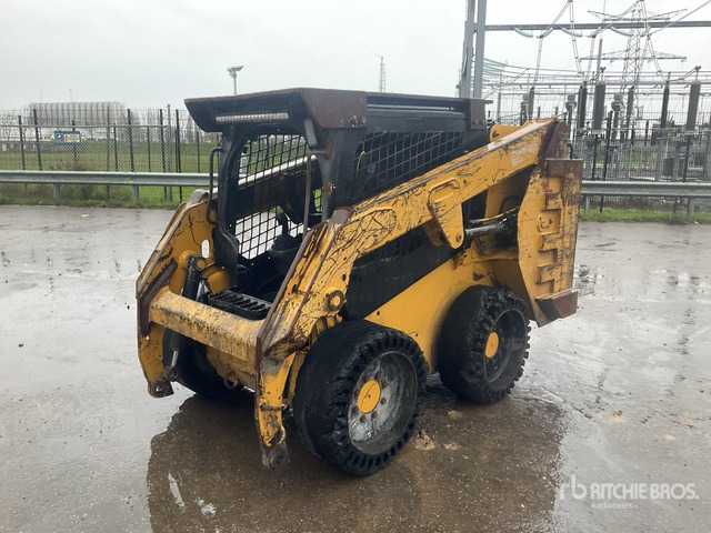 2018 Cat 226D (Inoperable) Skid Steer Loader - מעמיס היגוי החלקה: תמונה 1 2018 Cat 226D (Inoperable) Skid Steer Loader - מעמיס היגוי החלקה: תמונה 1