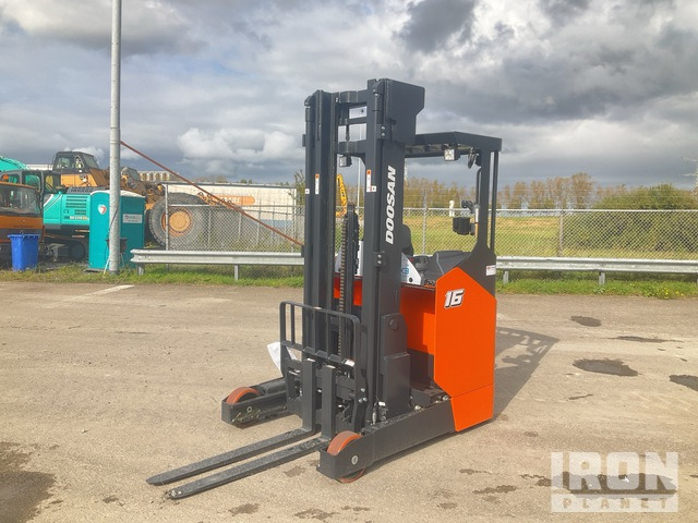 2024 Doosan BR16JW-9 MAST - FFT, MFH 6500, OAL (Unused) Reach Truck - משאית הגעה: תמונה 2 2024 Doosan BR16JW-9 MAST - FFT, MFH 6500, OAL (Unused) Reach Truck - משאית הגעה: תמונה 2